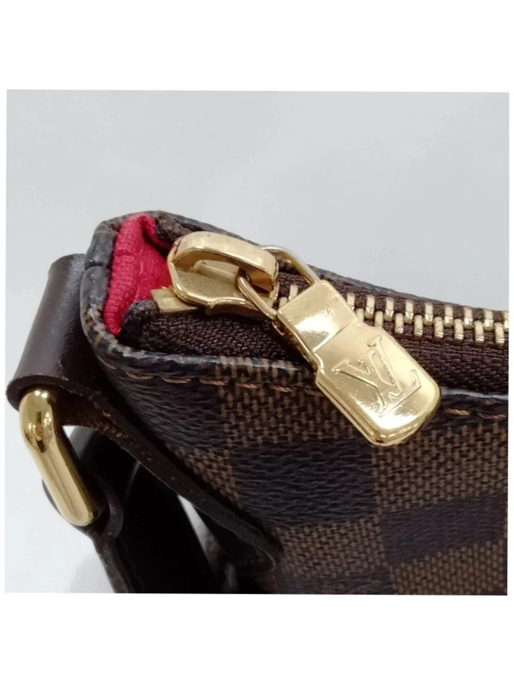Authentic Louis Vuitton Bloomsbury GM Damier Ebene Crossbody